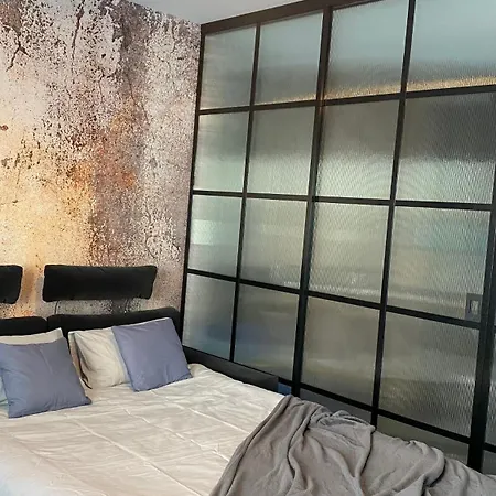 Bursztynowy Loft Letnica Przy Stadionie Appartement *