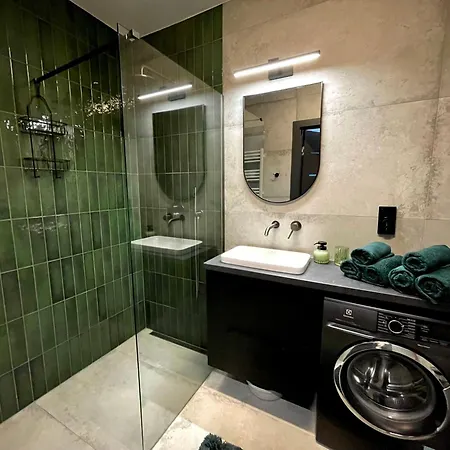 아파트 Bursztynowy Loft Letnica Przy Stadionie *
